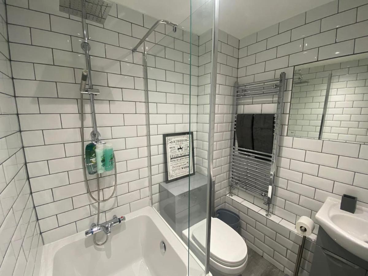 Suburban 2-Bed, Entire Home, Free Parking, Maidstone, Kent Uk Boxley Kültér fotó